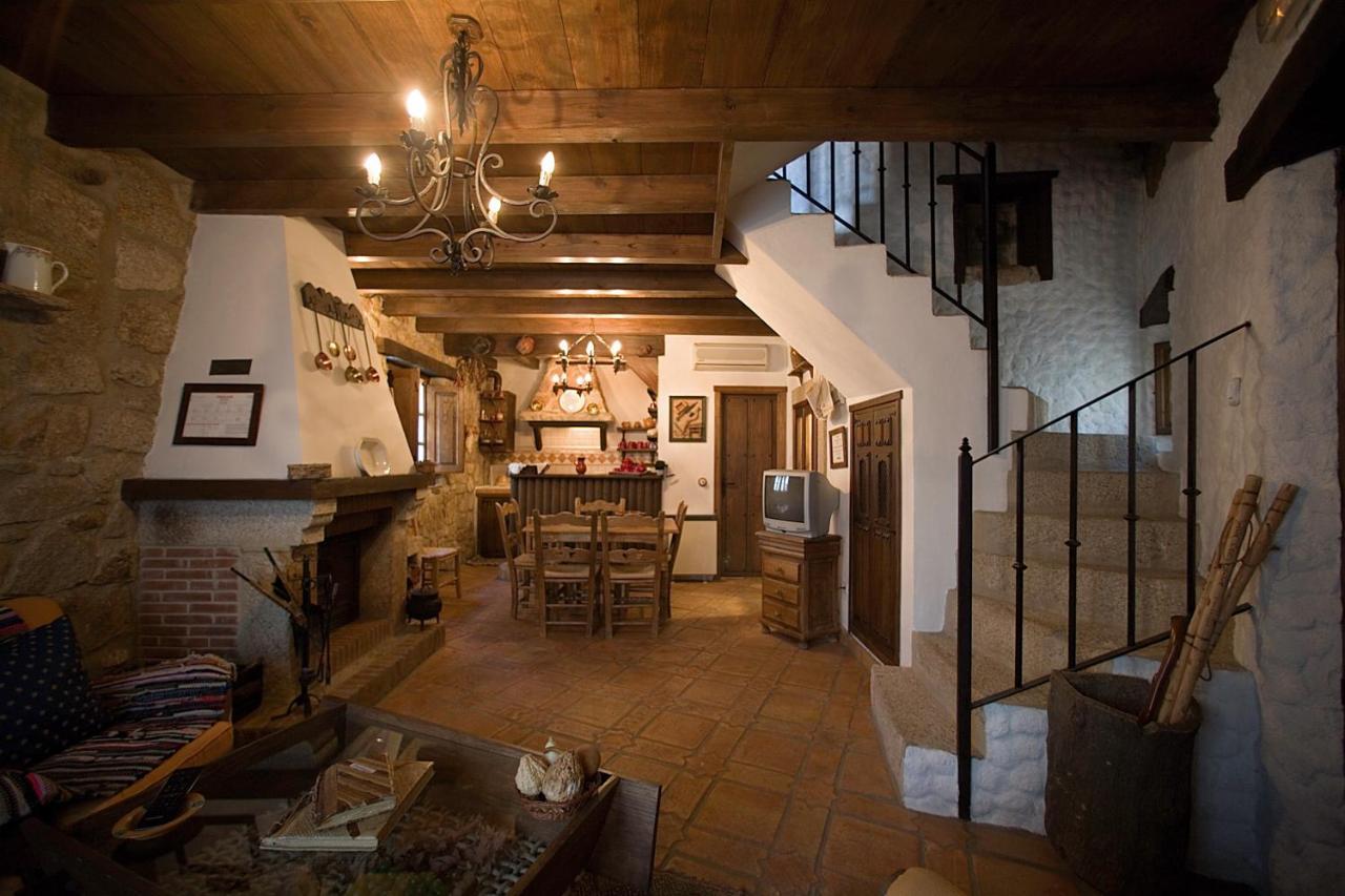 Casa Rural Margarita I Montánchez Esterno foto